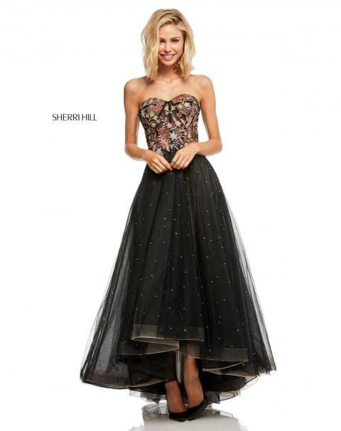 Пышное черное выпускное платье с цветочной вышивкой 1307