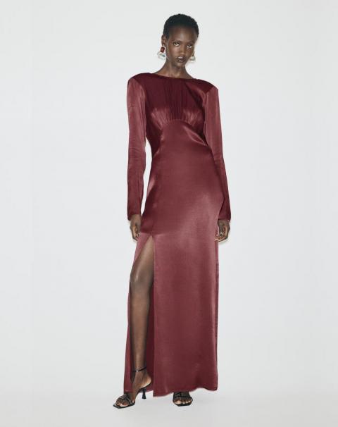 Стильное коктейльное платье с длинными рукавами 1901