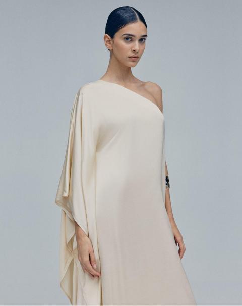 Коктейльна сукня молочного кольору на одне плече 1907